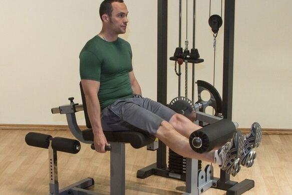 Flexion-extension of the legs in the gym for the treatment of prostatitis